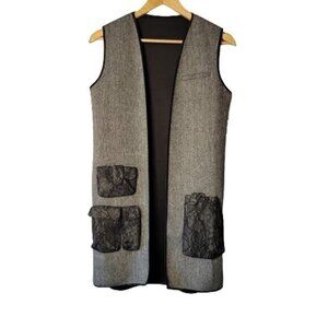 NWT Yanagi Boutique Black and White Tweed and Lace Vest Size Small